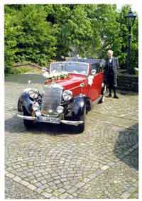 Mercedes-Benz 170 V  Cabrio B, Bauj. 1939, 38 PS mit kompletter Historie, nachdem das Fahrzeug als Neuwagen 1939 nach Istanbul/Trkei exportiert wurde; von Herrn Dreier 1975 zurckgekauft, und  komplett in drei Jahren restauriert wurde, und seit 1978 wieder Strassenverkehr zugelassen. Seitdem fuhr er den Wagen ca. 32000 Km.